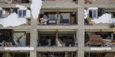 Venezuela busca reparar casi 4.000 viviendas dañadas en La Guaira por los terremotos