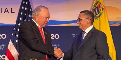 Continental Resources firma un memorando con PDVSA para operar un bloque petrolero