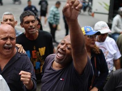 Sindicatos en Venezuela protestan para presionar por elecciones ante diálogo con oposición