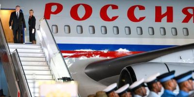 Putin llega a Nueva Delhi para reunirse con Modi en el arranque de la cumbre BRICS