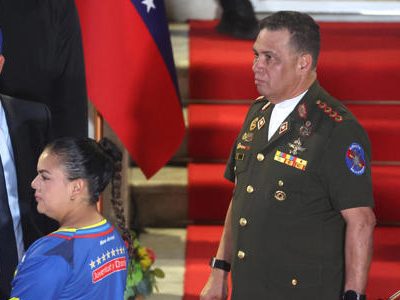Cúpula militar venezolana apoya acuerdo con EEUU y dice que no es una "subordinación"