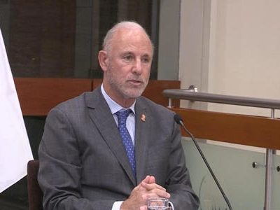 Candidato peruano a dirigir la OIT promete abordar desafíos de la IA para el mundo laboral