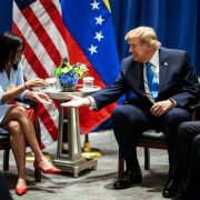 Delcy y Tump