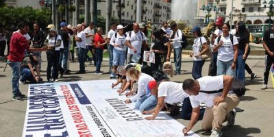 Familias de presos políticos piden a Delcy Rodríguez más liberaciones y responder por DDHH