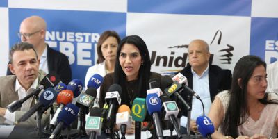 Mayor bloque opositor espera que Machado pueda ejercer la política tras volver a Venezuela