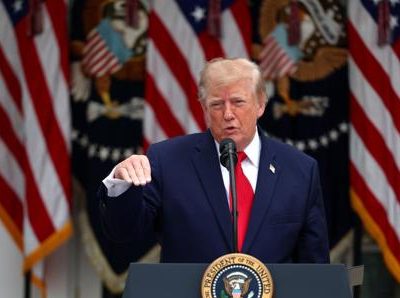 Trump reitera que los carteles controlan México y afirma que se lo dijo a Sheinbaum