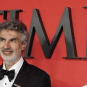 Más de 400 científicos exigen un organismo internacional para supervisar la IA