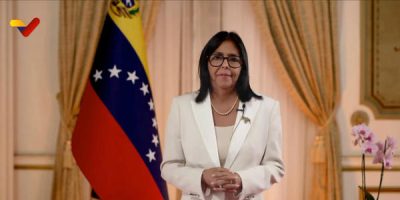 Delcy Rodríguez defiende su gestión en medio de la efervescencia tras regreso de Machado
