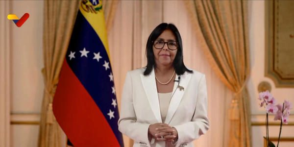 Delcy Rodríguez defiende su gestión en medio de la efervescencia tras regreso de Machado