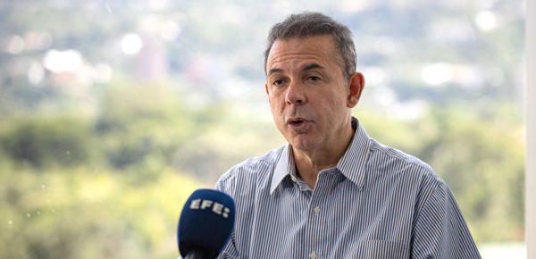 Oposición mayoritaria de Venezuela busca persuadir a EE.UU. para acelerar cambio político