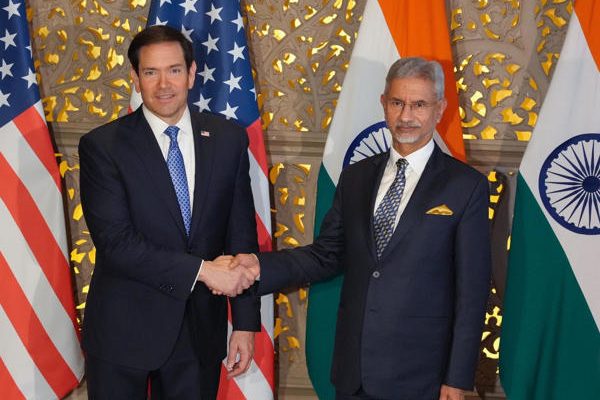 Rubio abandona la India tras impulsar la cooperación energética y el petróleo venezolano