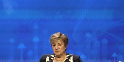 La IA salva un desigual crecimiento global y deuda al alza: claves del informe del FMI