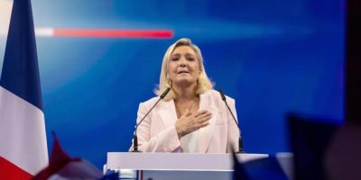Le Pen promete seguridad y soberanía para lanzar su carrera al Elíseo